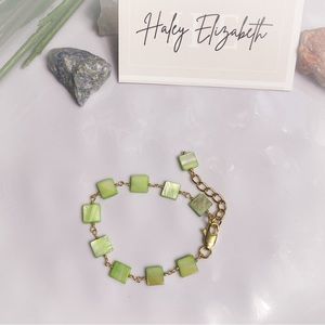 Green Square Glass Bead Bracelet